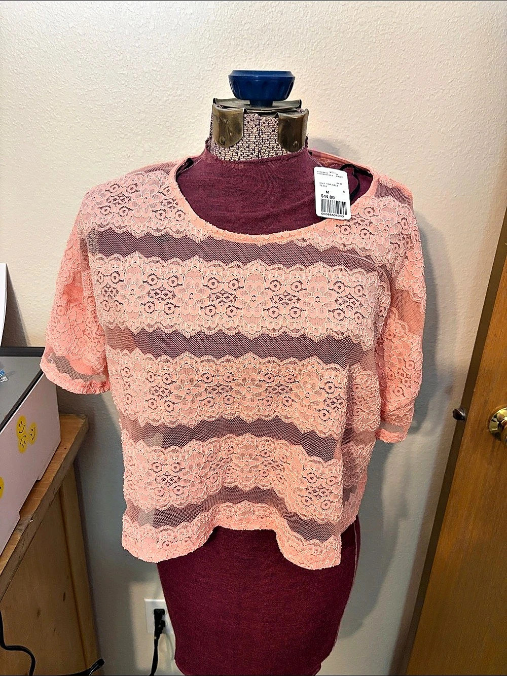 Forever 21 Lace Short Sleeve Top in Pink & Purple Size Medium